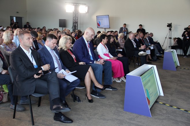 2025-06-10_КСВ_Парл_слуш_2.jpg 2025-06-10_КСВ_Парл_слуш_2.jpg