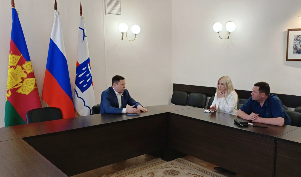 2025 Встреча с Русланом Ващенко 1.jpg 2025 Встреча с Русланом Ващенко 1.jpg